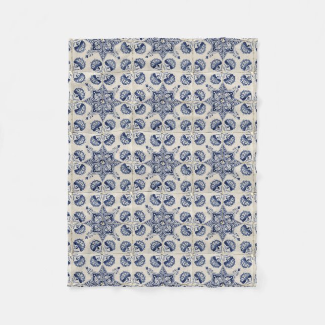 Vintage Blue White Geometric Flowers Pattern  Fleece Blanket (Front)
