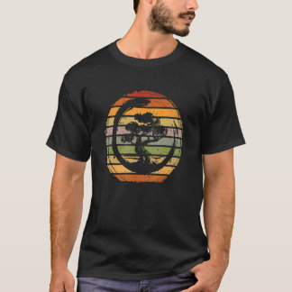 Vintage Bonsai Tree Japanese Zen Bonsai Master Ret T-Shirt