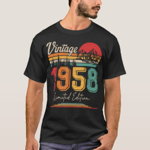 Vintage Born In 1958 Birthday Year Party Wedding A T-Shirt