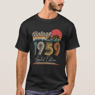 Vintage Born In 1959 Birthday Year Party Wedding A T-Shirt