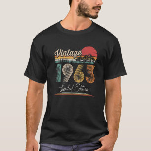 Vintage Born In 1963 Birthday Year Party Wedding A T-Shirt