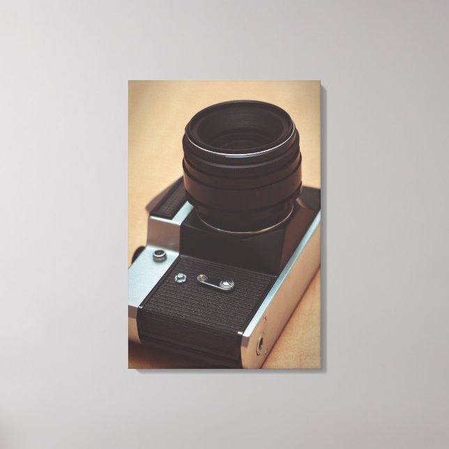 Vintage camera canvas print (Front)