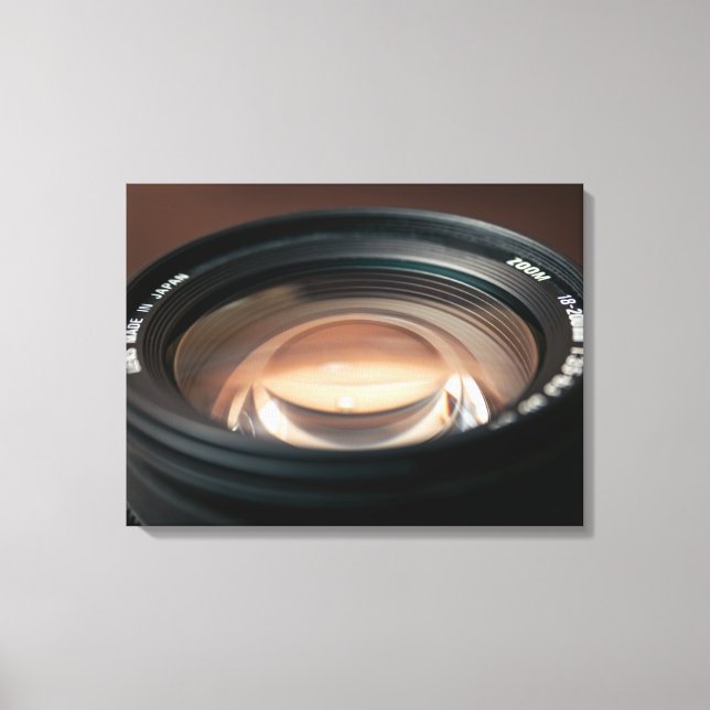 Vintage camera lens canvas print (Front)