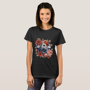 Vintage Camera with Red Roses   Floral Photography T-Shirt
