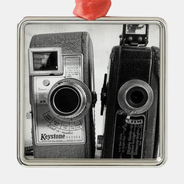 Vintage Cameras Metal Tree Decoration (Front)