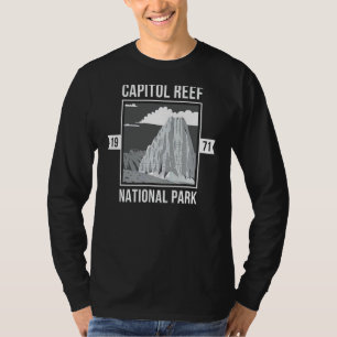 Vintage Capitol Reef National Park Usa Utah Hiking T-Shirt