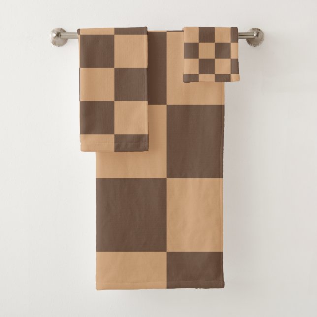 Vintage Chequered in Warm Browns Bath Towel Set (Insitu)