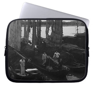 Vintage China Changsha xiang jiang boat Case-Mate  Laptop Sleeve