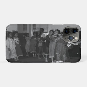Vintage China Shanghai child care iPhone 11 Pro Case