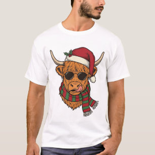 Vintage Christmas Highland Cow Santa Hat Design T-Shirt