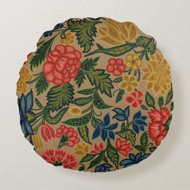 Vintage Crewel Floral Embroidery Pattern Round Cushion (Front)