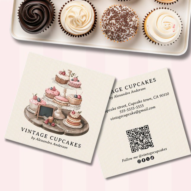 Vintage Cupcake Bakery Square Business Card (Vintage Cupcake Bakery Square Business Card)