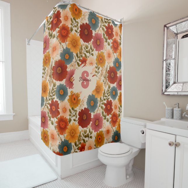 Vintage Daisy Floral Pattern Shower Curtain (In Situ)