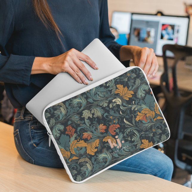Vintage Damask Monogram Laptop Sleeve (Creator Uploaded)