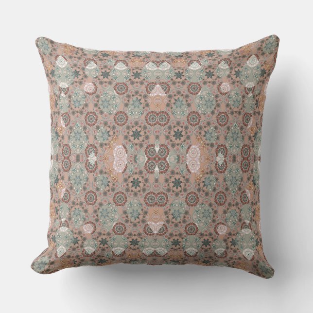 Vintage damask pattern cushion (Front)