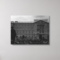 Vintage England London Old Guard Buckingham Palace