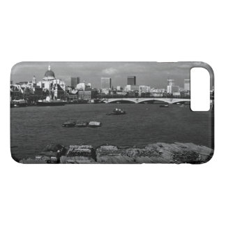 Vintage England London Thames river skyline city iPhone 8 Plus/7 Plus Case