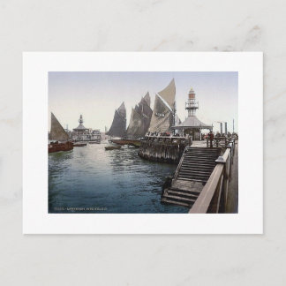 Vintage England   Lowestoft Pier Head 1890's Postcard