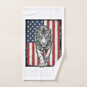Vintage Engraved Tiger American Flag Patriotic Des Hand Towel