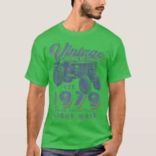 Vintage Farmer Tractor established 1979 43rd Birth T-Shirt