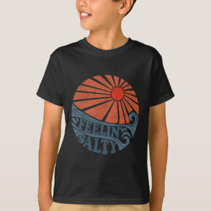 Vintage Feelin Salty Retro 70's Beach Vacation Cut T-Shirt