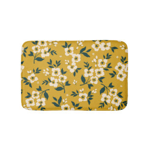 Vintage floral pattern, small white flowers. bath mat