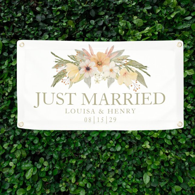 Vintage Florals Just Married Car Banner (Creator Uploaded)