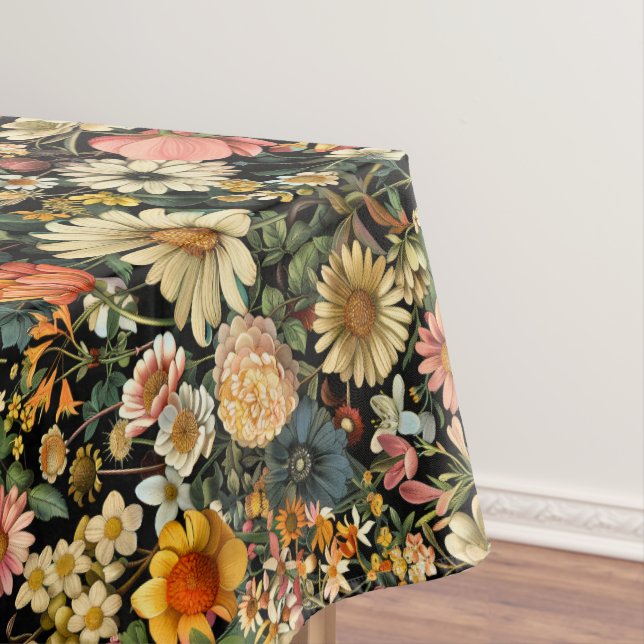 Vintage Flower Blooms Seamless Pattern Tablecloth (In Situ)
