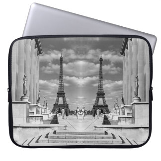 Vintage France Paris Eiffel tower Chaillot palace Laptop Sleeve