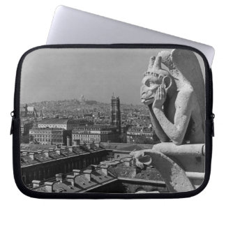 Vintage France Paris Notre Dame Cathedral thinker  Laptop Sleeve