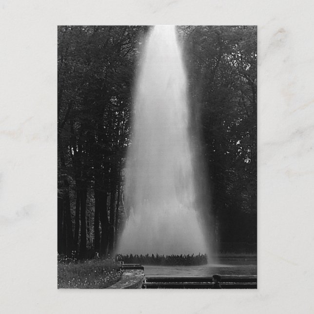 Vintage France Versailles palace obelisk fontain Postcard (Front)