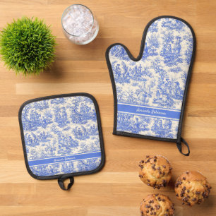 Vintage French Blue Toile De Jouy Scenic Pattern Oven Mitt & Pot Holder Set