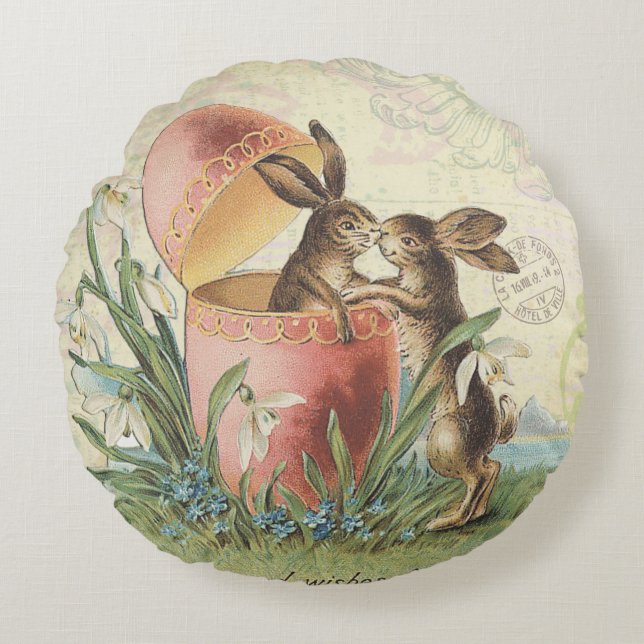 Vintage French Easter bunnies Round Cushion (Front)