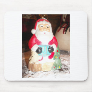 Vintage Fun Santa with Snow Art Print Mouse Mat