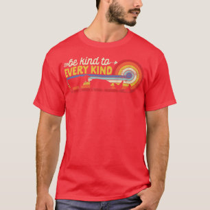 Vintage Funny Be Kind To Every Kind Retro Vegetari T-Shirt