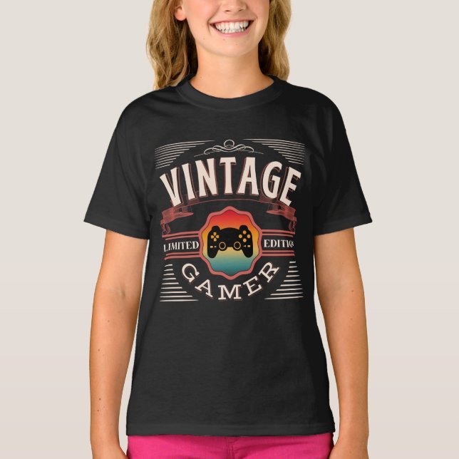VINTAGE GAMER LIMITED EDITION T-Shirt (Front)