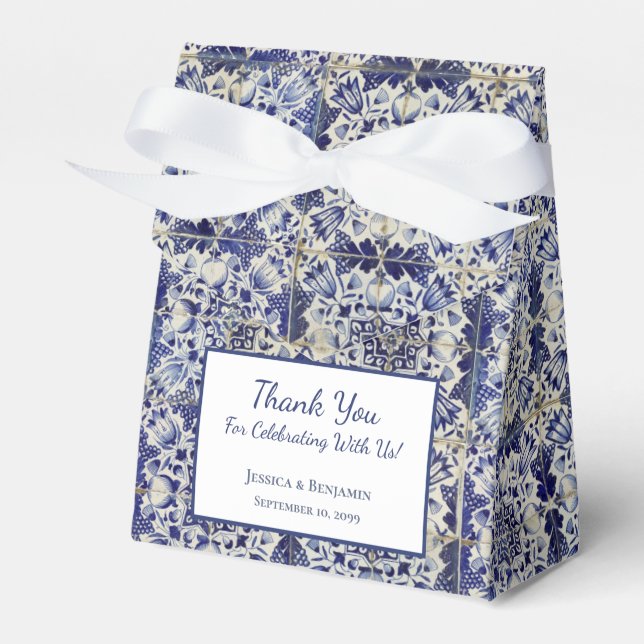 Vintage Geometric Blue White Tile Pattern Favour Box (Front Side)