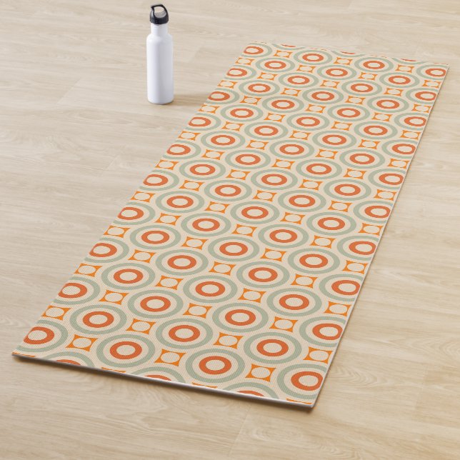Vintage Geometric Circle Pattern Yoga Mat (In Situ)