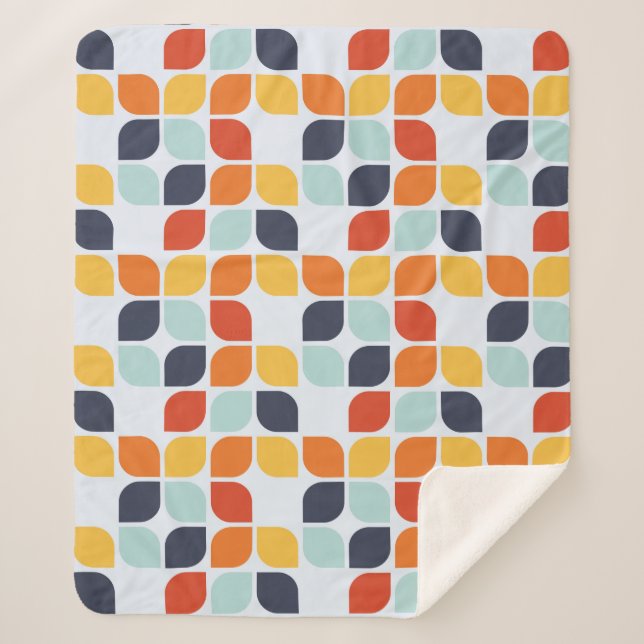 Vintage Geometric Pattern Sherpa Blanket (Front)