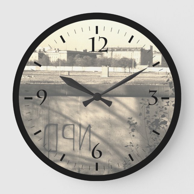Vintage Germany Berlin wall Large Clock (Front)