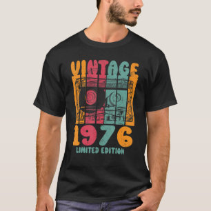 Vintage Greatest Hits 1976 Retro Birthday T-Shirt