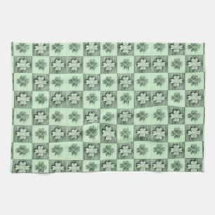 Vintage Green St Patrick retro shamrock pattern  Tea Towel