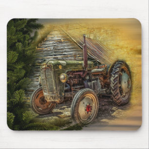 Vintage Green Tractor Rustic Old Barn Mouse Mat
