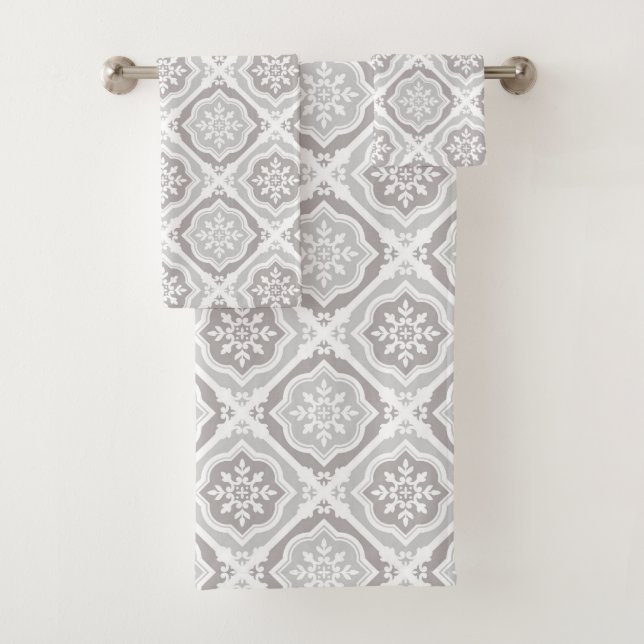 Vintage Grey Tiles Bath Towel Set (Insitu)