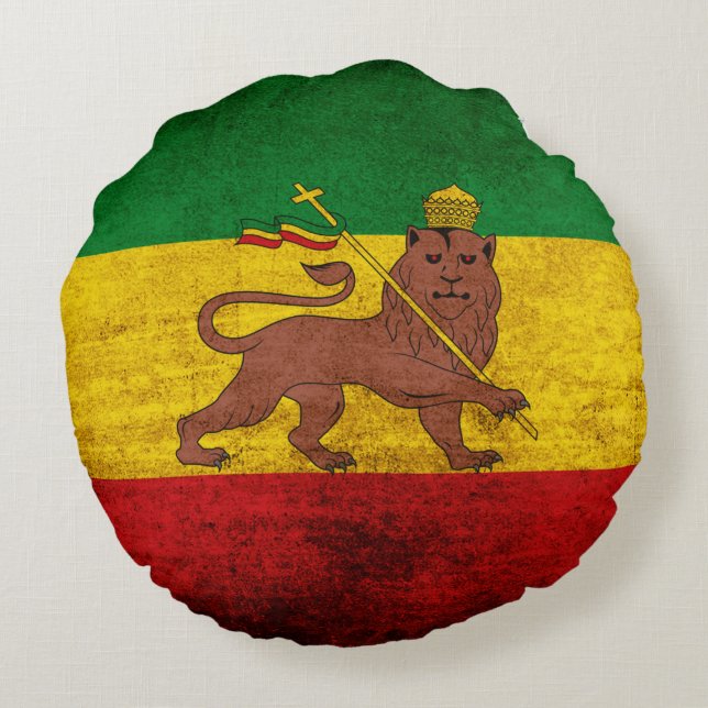 Vintage Grunge Rastafarian Flag Round Cushion (Back)
