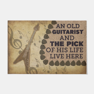 Vintage Guitarist Present, Funny Quotes Doormat
