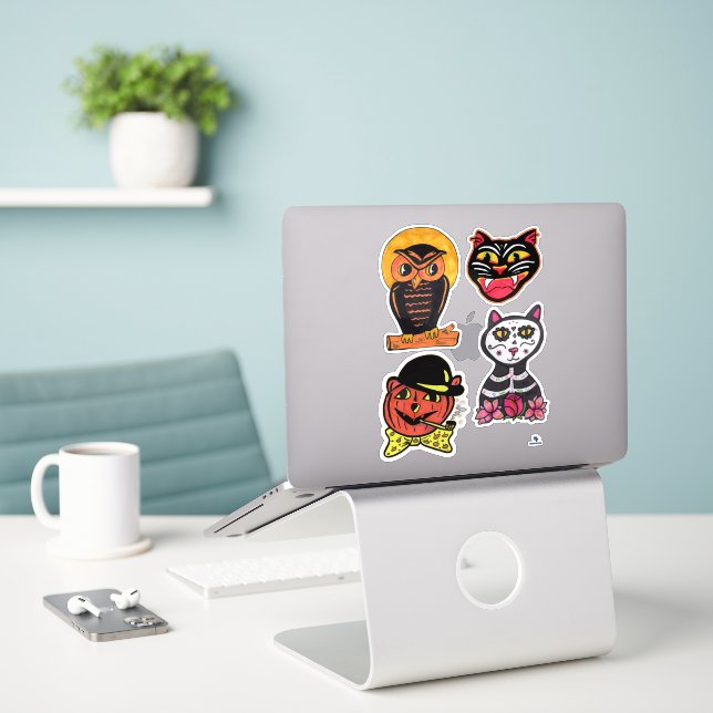 Vintage Halloween Cat Pumpkin Owl Fun  (Laptop On Desk)