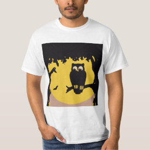 Vintage Halloween, Spooky Owl in Tree with Moon T-Shirt