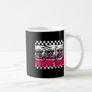 Vintage Highland Cow Summer Vibes Beach Vacation Coffee Mug