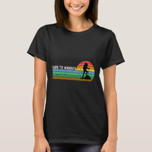 Vintage Hiking Born To Wander Retro Sunset Silhoue T-Shirt
